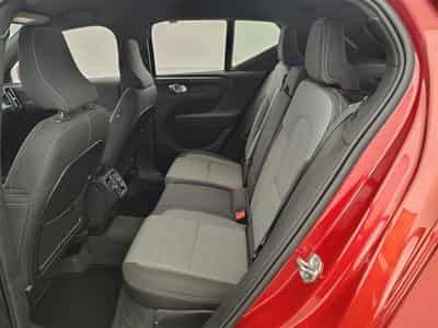 Volvo XC40 1.5 T2 129cv Geartronic Momentum NAVI / FULL LED / CAMERA (2020) - Photo 13