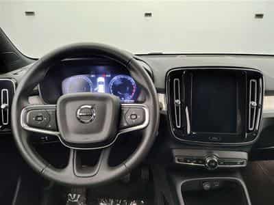Volvo XC40 1.5 T2 129cv Geartronic Momentum NAVI / FULL LED / CAMERA (2020) - Photo 9
