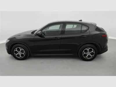 Alfa-Romeo Stelvio 2.2 MJD AT8 Q4 Super NAVI / FULL LED / CAMERA / JA 17" (2023) - Photo 3