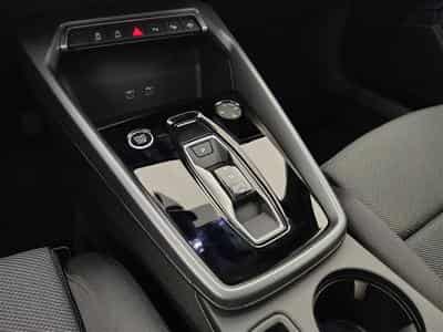 Audi A3 30 TFSI Advanced S tronic Navi / Led / PDC av+ar (2025) - Photo 12
