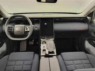 Citroen C5 Aircross 1.2 Hybrid 145cv E-DCS6 Plus NAVI / FULL LED / CAMERA / JA19 (2026) - Photo 8