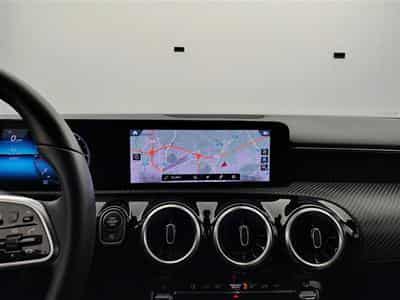 Mercedes CLA 180 180d Business Solution NAVI/FULL LED/JA16/PDC AV AR (2021) - Photo 11