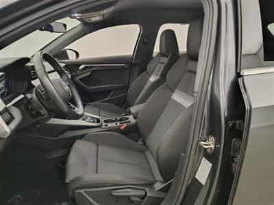 Audi A3 30 TFSI Advanced S-tronic Navi / Led / PDC (2023) - Photo 7