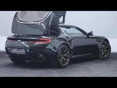 Aston-Martin DB12 V8 VOLANTE (2024) - Photo 13