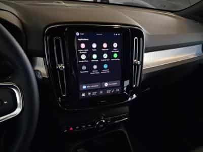 Volvo XC40 Dark (2026) - Photo 6