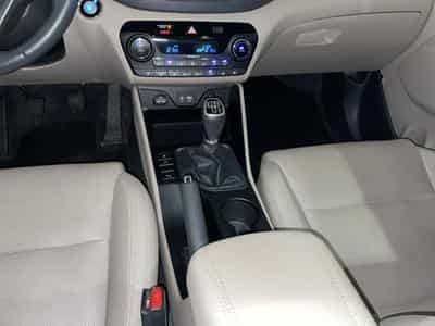 Hyundai Tucson 1.6 T-GDi Premium (2016) - Photo 10