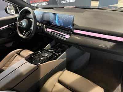 BMW 530 530e Touring M Sport (2025) - Photo 11