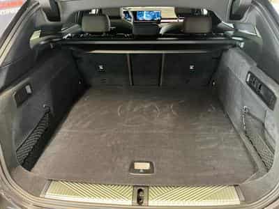 BMW 530 530e Touring M Sport (2025) - Photo 13