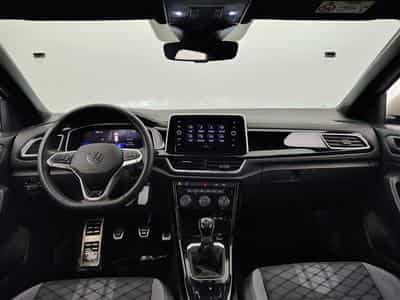 VW T-Roc 1.0 TSI 110cv R-Line CARPLAY / FULL LED / PDC AV+AR / JA 17" (2024) - Photo 8