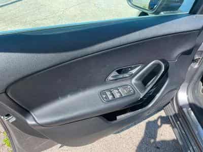 Mercedes A 180 A 180 d 7G-DCT GARANTIE JUSQU'A 36 MOIS (2018) - Photo 8