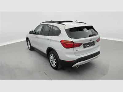 BMW X1 1.5 dA sDrive16 NAVI / CUIR / TOIT PANO (2021) - Photo 2