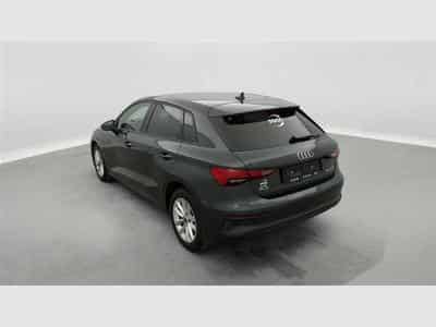 Audi A3 30 TFSI S-Tronic Cuir / Navi Cockpit / Led (2023) - Photo 2
