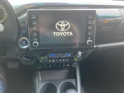Toyota Hilux Comfort Double Cab (2024) - Photo 13