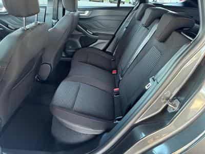Ford Focus ST Line X Turnier (2025) - Photo 8