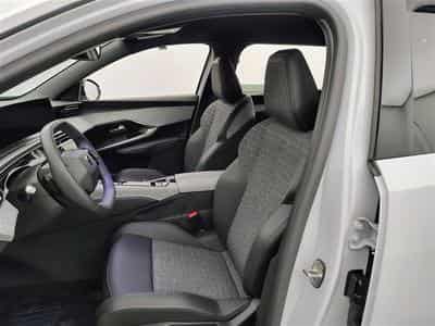 Peugeot 5008 1.2 HYBRID 145cv e-DSC6 Allure Pack 7pl. NAVI / CAMERA 360° (2025) - Photo 7