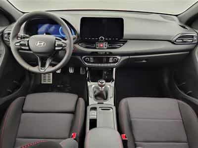 Hyundai i30 Combi 1.0 T-GDi 115cv N-Line NAVI / FULL LED / CAMERA / JA17 (2026) - Photo 8