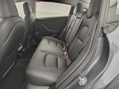 Tesla Model 3 60 kWh Standard Plus (2023) - Photo 13