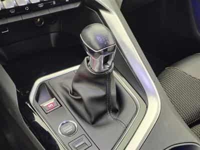 Peugeot 5008 1.2 7Pl GT-Line Navi / Led / PDC+Caméra (2023) - Photo 12