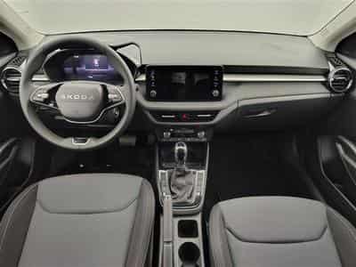 Skoda Fabia 1.0 TSI 115cv DSG Clever CARPLAY / FULL LED / KEYLESS / PDC (2026) - Photo 8