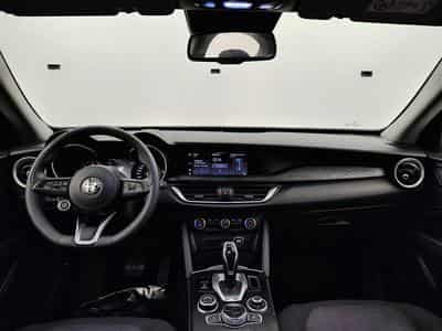Alfa-Romeo Stelvio 2.2 MJD Sprint (2021) - Photo 8
