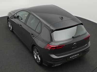 VW Golf VIII 1.5 eTSI R-Line (2024) - Photo 11