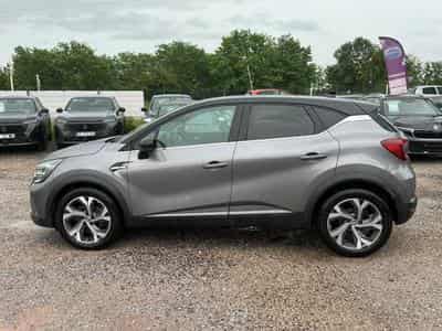 Renault Captur 1.6 E-TECH HYBRIDE 145 RS LINE (2022) - Photo 8