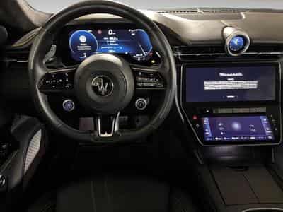 Maserati GranTurismo 3.0 Trofeo 550 PS (2023) - Photo 6