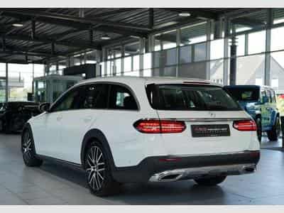 Mercedes E 400 d 4M All-Terrain *Memory *Pano *AHK *LUFT (2021) - Photo 10