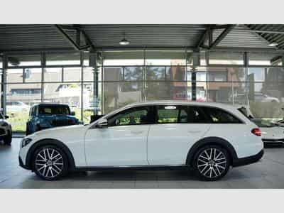 Mercedes E 400 d 4M All-Terrain *Memory *Pano *AHK *LUFT (2021) - Photo 11