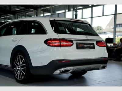 Mercedes E 400 d 4M All-Terrain *Memory *Pano *AHK *LUFT (2021) - Photo 14