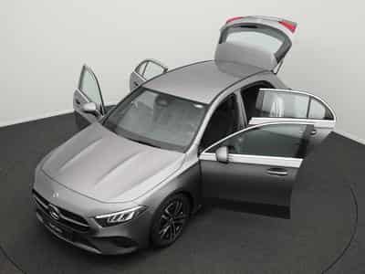 Mercedes A 180 d (2024) - Photo 12