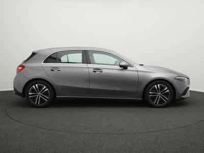 Mercedes A 180 d (2024) - Photo 5