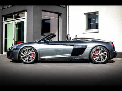 Audi R8 SPYDER V10 PERFORMANCE 5.2 FSI QUATTRO S-TRONIC – PACK KARHU (2022) - Photo 2
