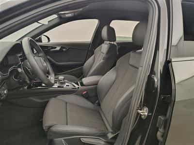 Audi A4 Avant 35 TFSI S-Tronic S-line Compétition (2024) - Photo 7