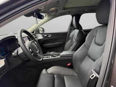 Volvo XC60 T6 Ultra Bright / Hybride BOWERS WILKINS KIT HIVER INCLUS (2025) - Photo 10