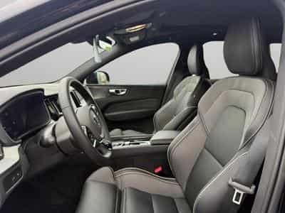Volvo XC60 T8 Plus Dark / Hybride FOUR-C 21\' KIT HIVER INCLUS (2025) - Photo 10