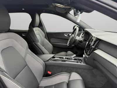 Volvo XC60 T8 Plus Dark / Hybride FOUR-C 21\' KIT HIVER INCLUS (2025) - Photo 15