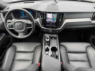 Volvo XC60 B5 AWD Ultra Black Edition / Essence (2025) - Photo 3