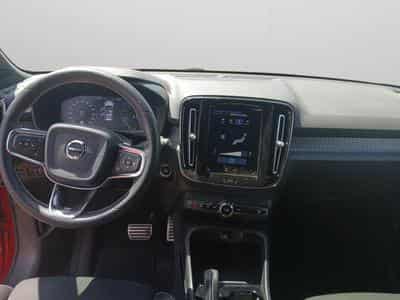 Volvo XC40 R-Design (2019) - Photo 13