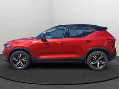 Volvo XC40 R-Design (2019) - Photo 2