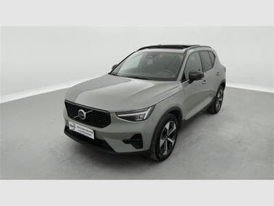 Volvo XC40 2.0 B3 MHEV Ultra Dark Limited Edition DCT (2024) - Photo 1