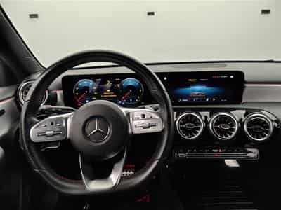 Mercedes A 180 A 180 d PACK AMG NAVI / S-CUIR / FULL LED (2021) - Photo 9
