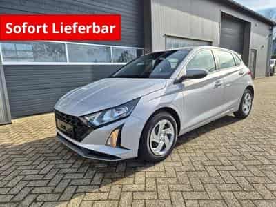 Hyundai i20 Standard (2026) - Photo 1