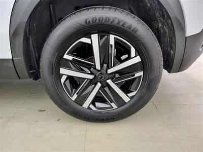 Peugeot 2008 1.2 Turbo 100Cv Navi / Led / PDC (2024) - Photo 6