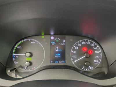 Toyota Yaris 1.5i VVT-i Hybrid E-CVT CARPLAY / CLIM (2025) - Photo 10