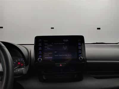 Toyota Yaris 1.5i VVT-i Hybrid E-CVT CARPLAY / CLIM (2025) - Photo 11