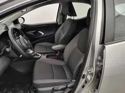 Toyota Yaris 1.5i VVT-i Hybrid E-CVT CARPLAY / CLIM (2025) - Photo 7