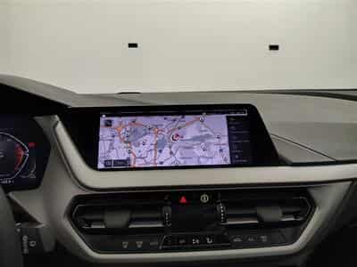 BMW 118 118iA NAVI / FULL LED / PDC AV+AR / JA 17 (2023) - Photo 11