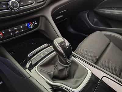 Opel Insignia 1.5 Turbo D Elégance NAVI / FULL LED / S-CUIR (2021) - Photo 12