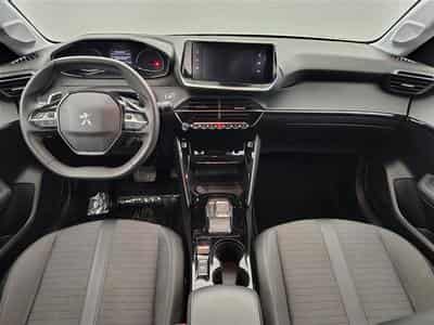 Peugeot 208 1.2i PureTech Allure Pack (2022) - Photo 8